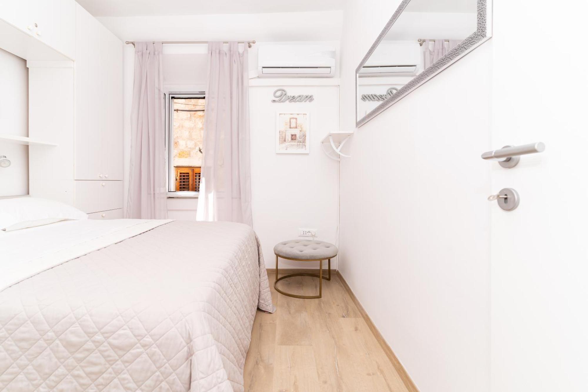 Apartment Cameleon ดูบรอฟนิก ภายนอก รูปภาพ